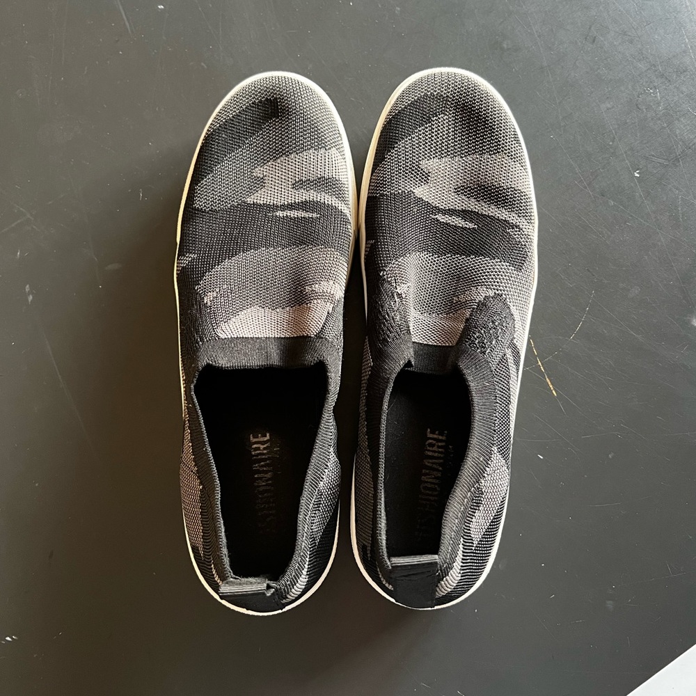 Rory 8.5 camo low shoes (same look as vans).